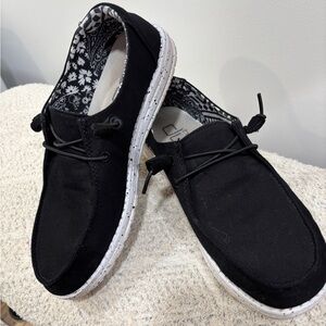 Hey Dude Women’s Wendy Shoes